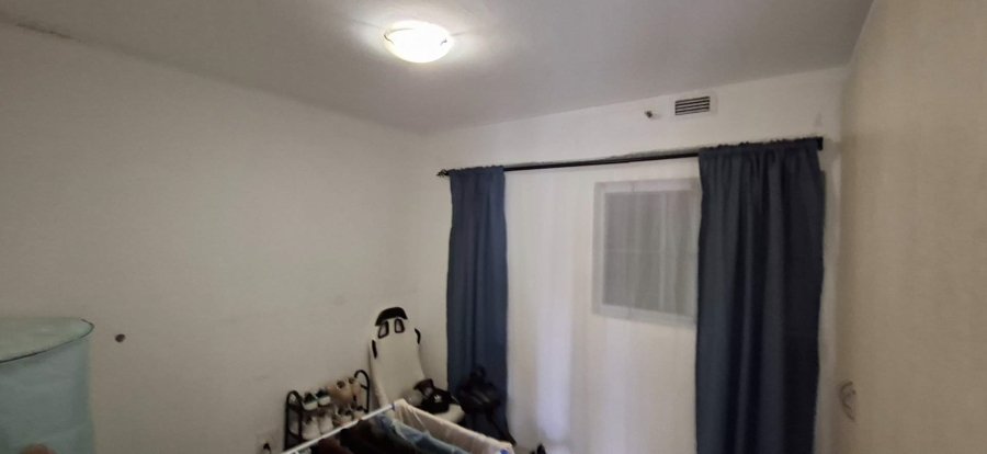 2 Bedroom Property for Sale in Royal Ascot Western Cape
